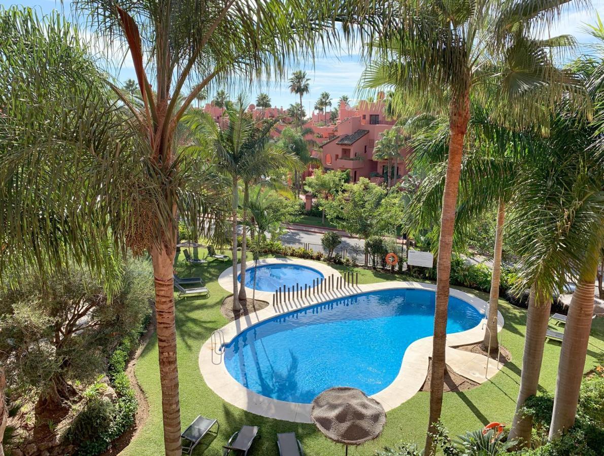Salinas. Apartment For 4. Terrace/Parking/Pools/Gym/4Mins Beach Εστεπόνα Εξωτερικό φωτογραφία