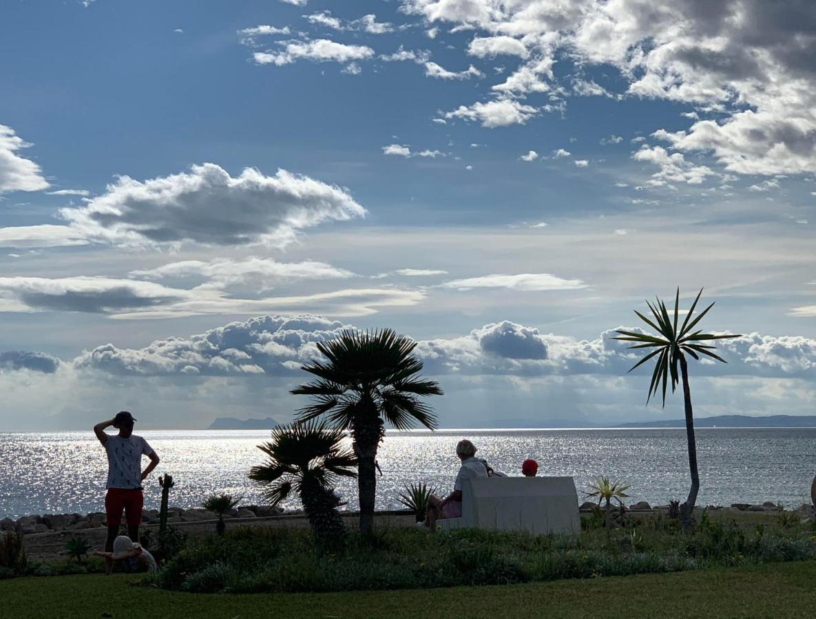 Salinas. Apartment For 4. Terrace/Parking/Pools/Gym/4Mins Beach Εστεπόνα Εξωτερικό φωτογραφία